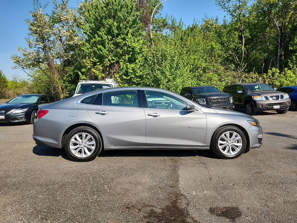 2023 Sterling Gray Metallic Chevrolet Malibu LT FWD Sedan