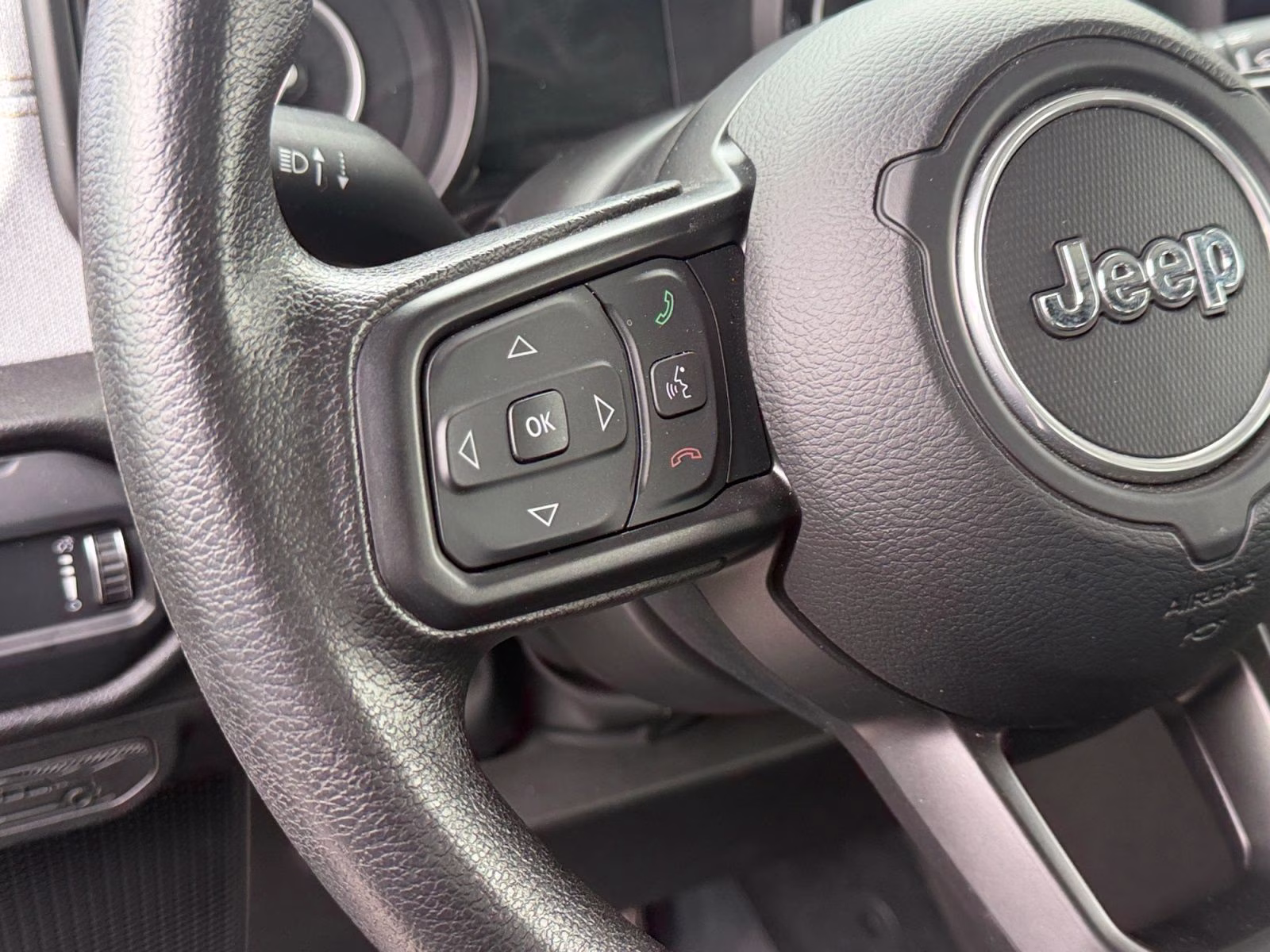 2024 Anvil Clear Coat Jeep Wrangler Sport 4X4 SUV