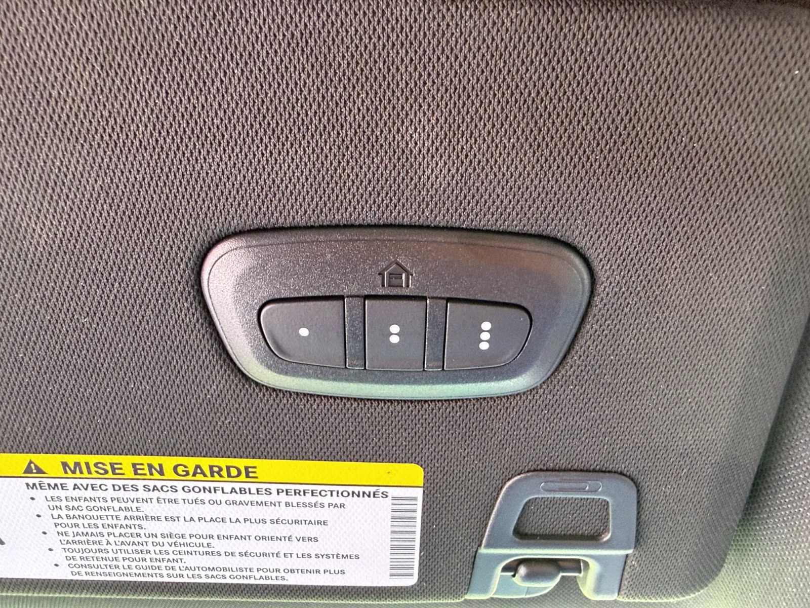 2025 Baltic Gray Metallic Clearcoat Jeep Grand Cherokee Limited 4X4 SUV