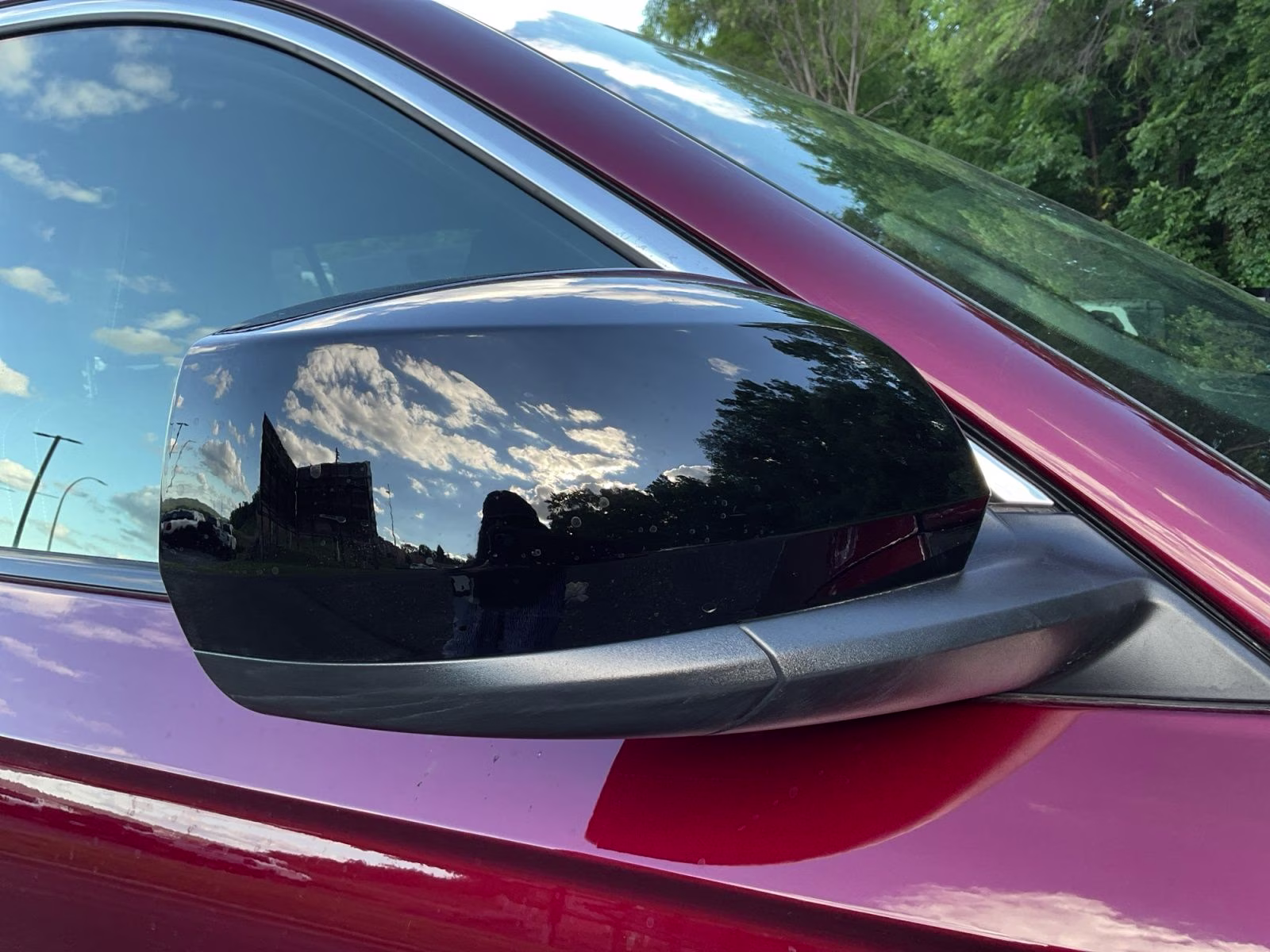 2025 Velvet Red Pearlcoat Jeep Grand Cherokee Laredo 4X4 SUV
