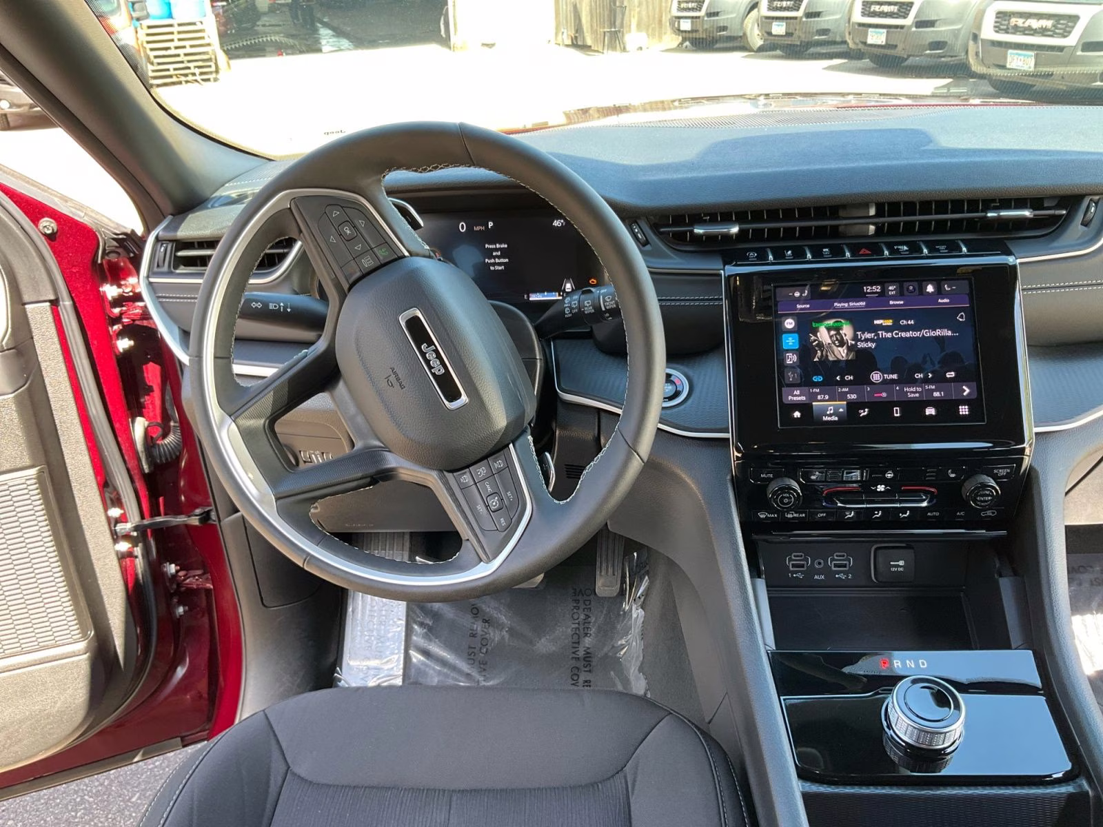 2025 Velvet Red Pearlcoat Jeep Grand Cherokee Laredo 4X4 SUV