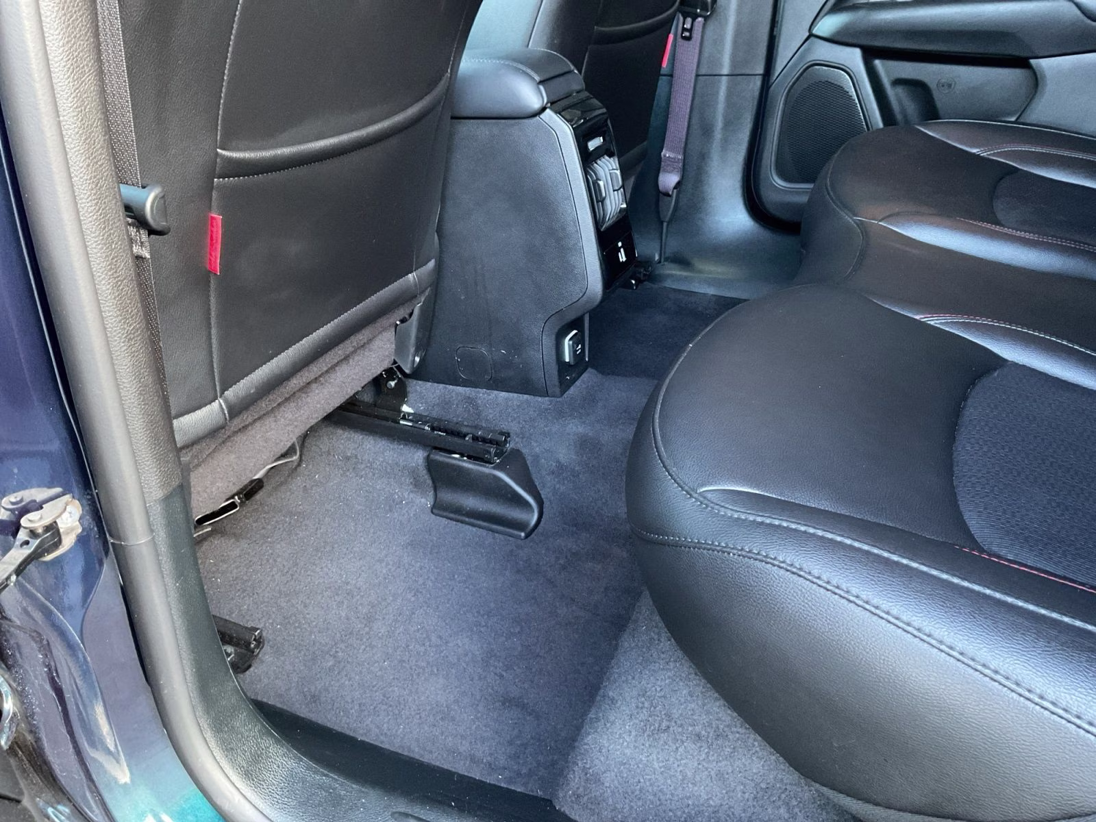 2024 Fathom Blue Pearlcoat Jeep Compass Trailhawk 4X4 SUV
