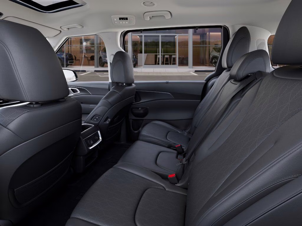 2026 Panthera Metal Kia Carnival SX FWD Van