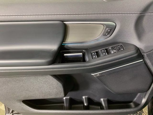 2025 Agate Black Metallic Ford Expedition Max Platinum 4X4 SUV
