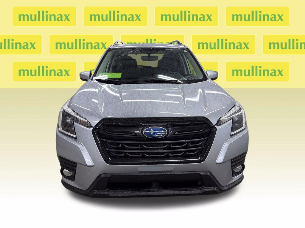 2023 Ice Silver Metallic Subaru Forester Premium AWD SUV