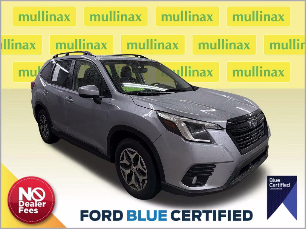 2023 Ice Silver Metallic Subaru Forester Premium AWD SUV