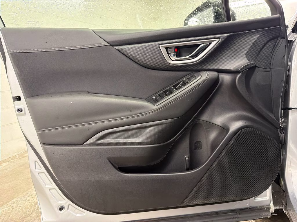 2023 Ice Silver Metallic Subaru Forester Premium AWD SUV