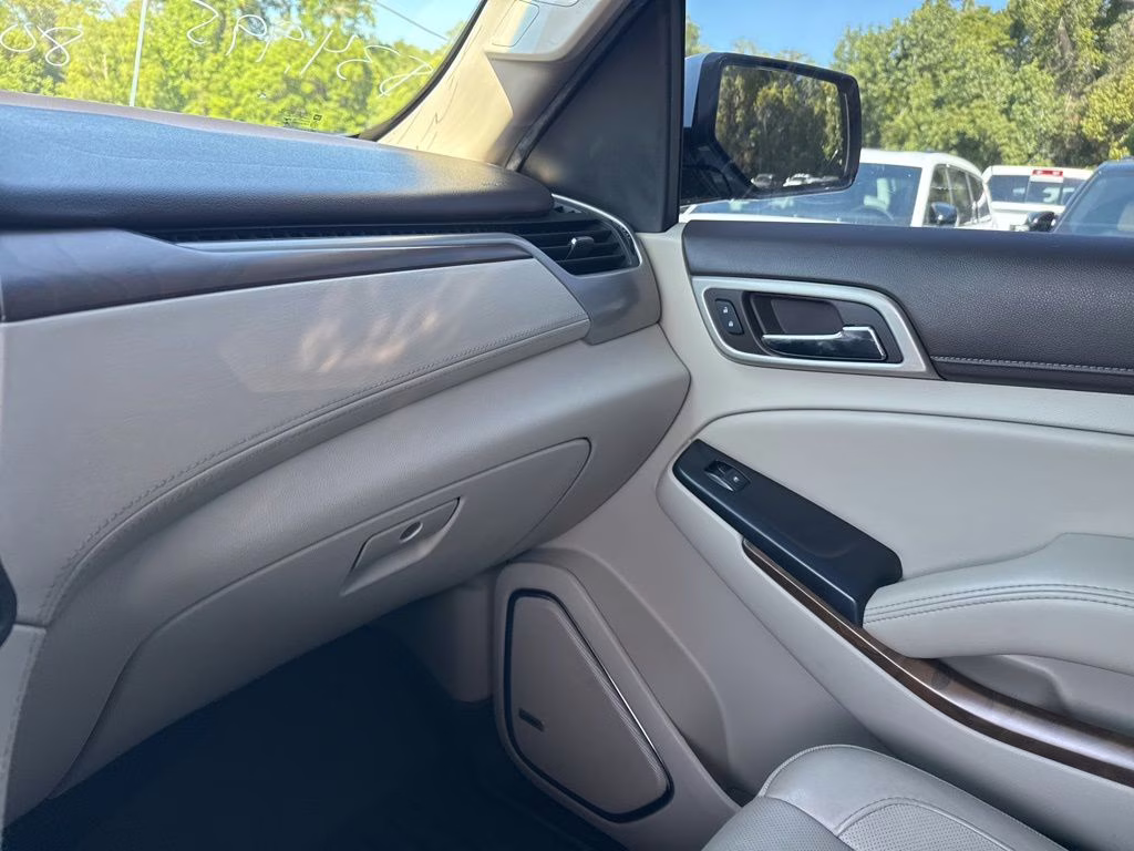 2018 Summit White GMC Yukon XL Denali 4X4 SUV