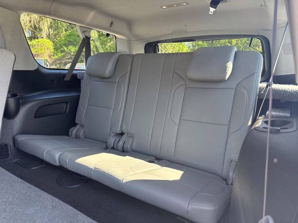 2018 Iridescent Pearl Tricoat Chevrolet Suburban LT RWD SUV