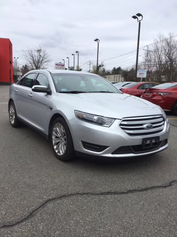 2017 Ingot Silver Ford Taurus Limited FWD Sedan