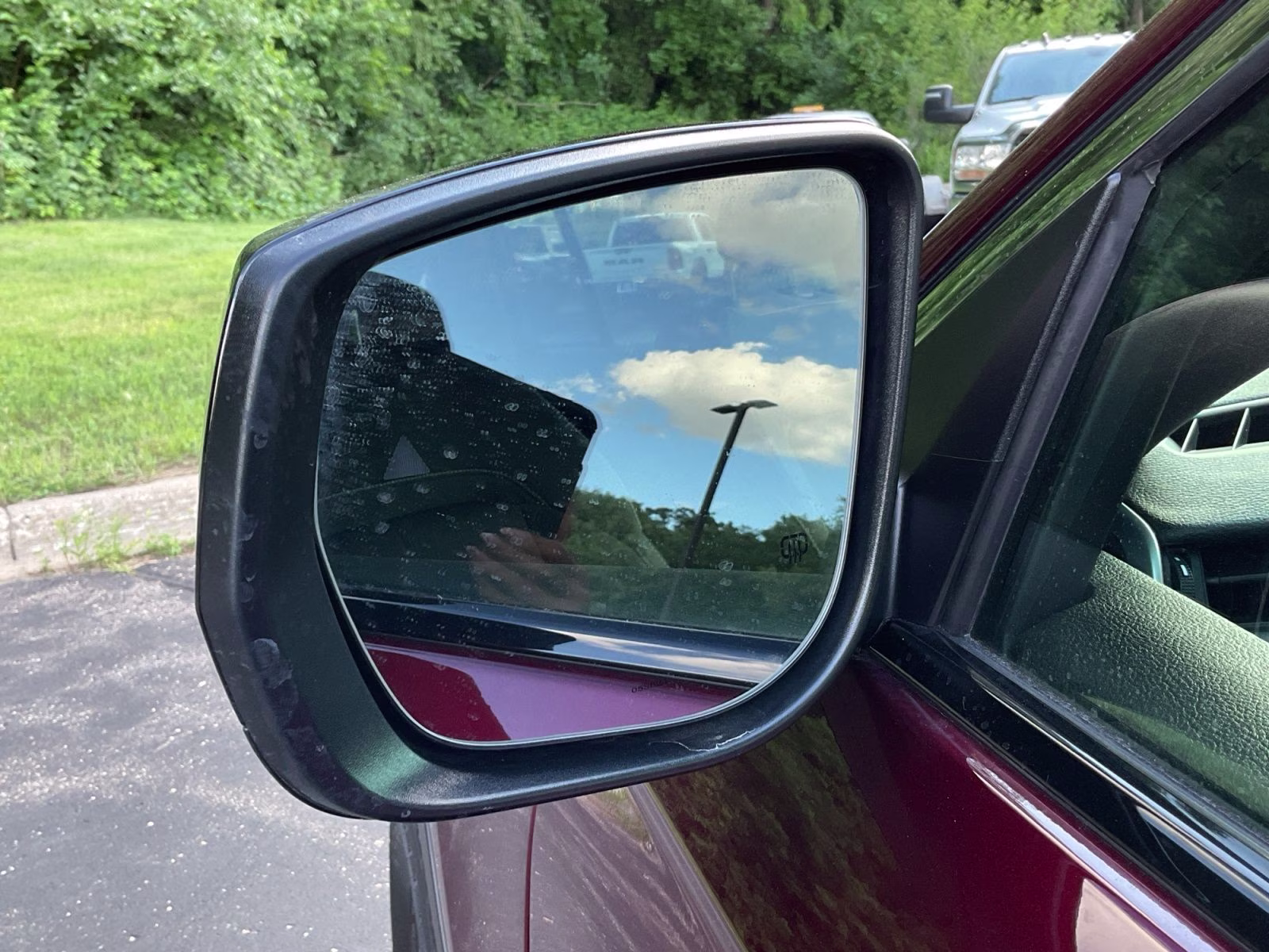 2025 Velvet Red Pearlcoat Jeep Grand Cherokee Laredo 4X4 SUV