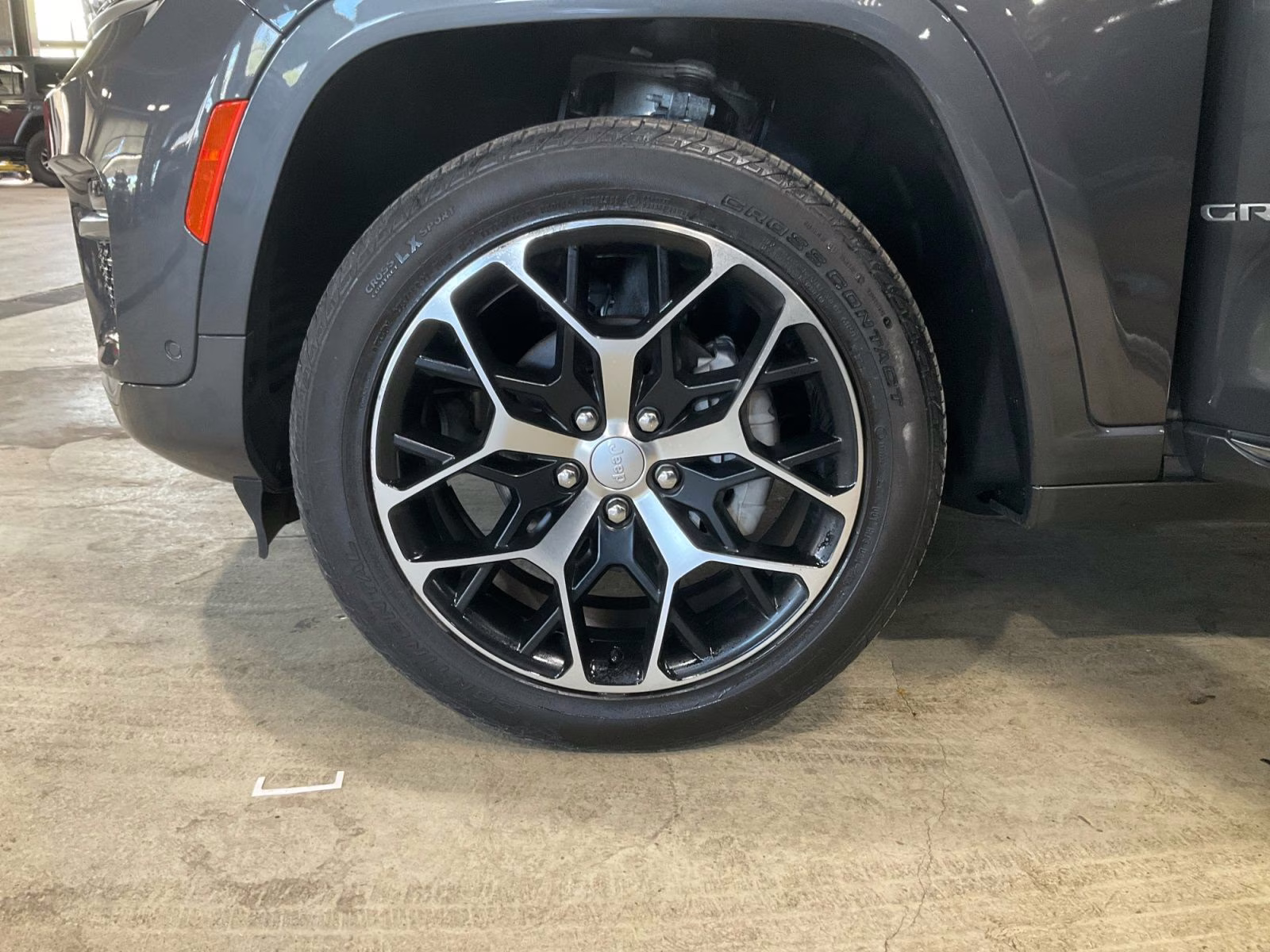 2024 Baltic Gray Metallic Clearcoat Jeep Grand Cherokee Summit 4X4 SUV