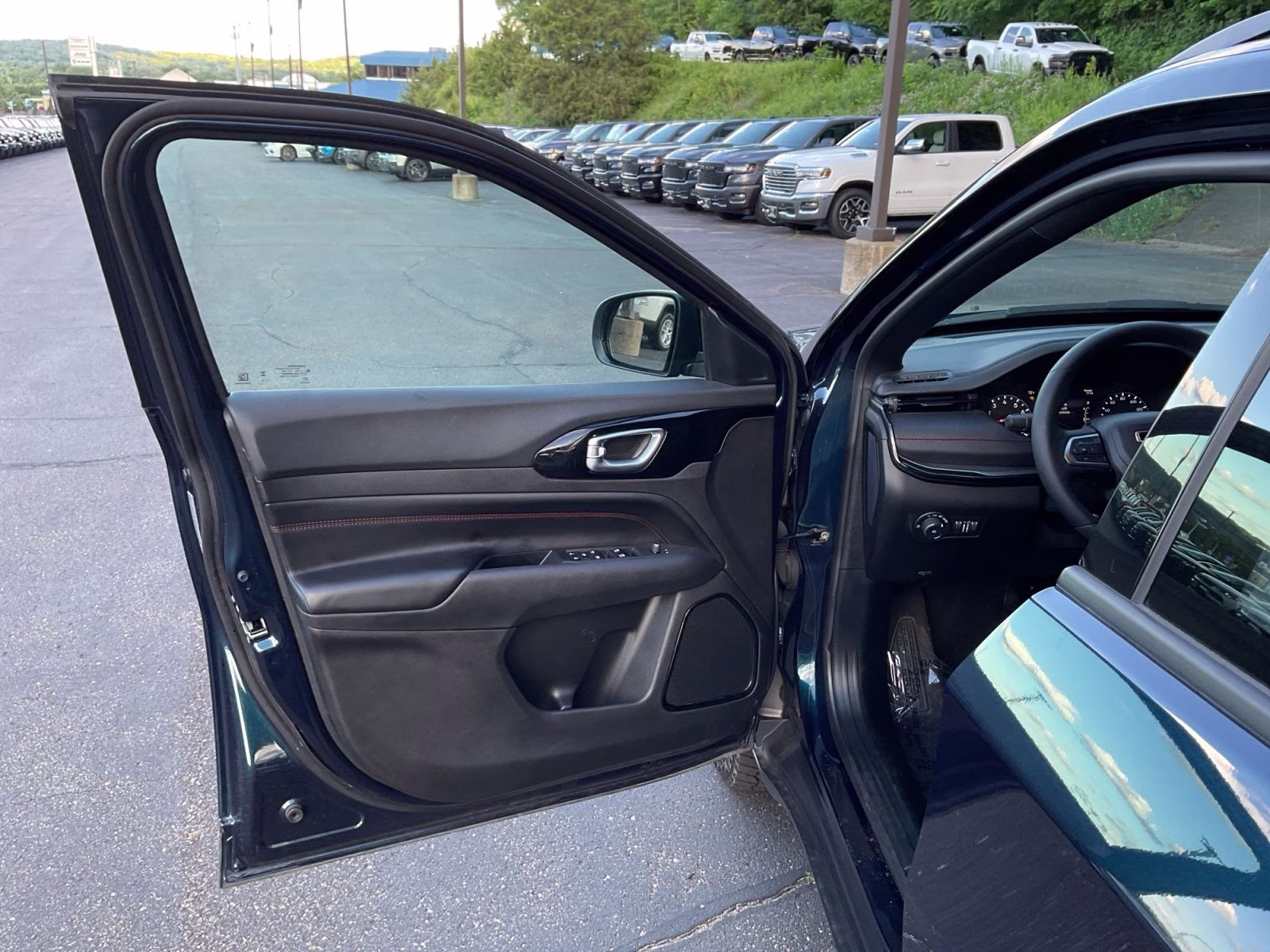 2024 Fathom Blue Pearlcoat Jeep Compass Trailhawk 4X4 SUV
