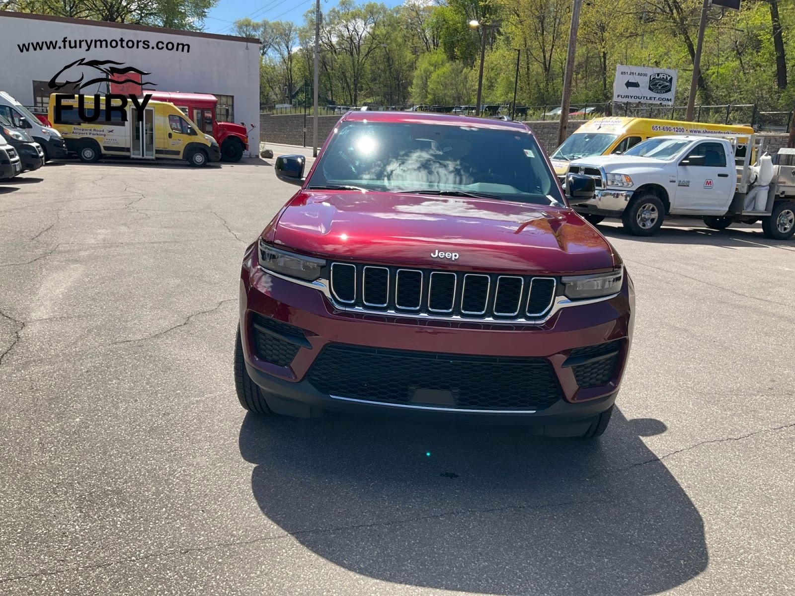 2025 Velvet Red Pearlcoat Jeep Grand Cherokee Laredo 4X4 SUV
