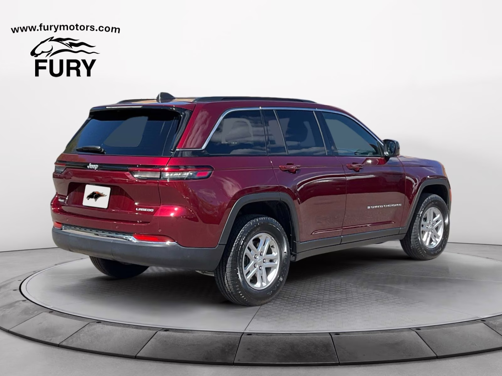 2025 Velvet Red Pearlcoat Jeep Grand Cherokee Laredo 4X4 SUV