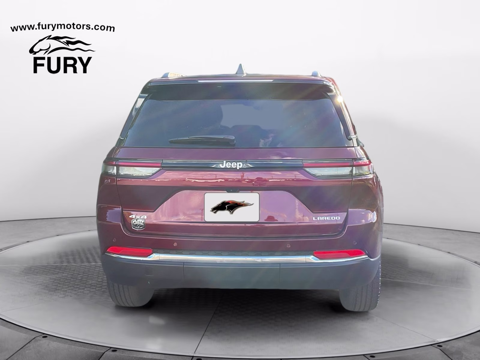2025 Velvet Red Pearlcoat Jeep Grand Cherokee Laredo 4X4 SUV