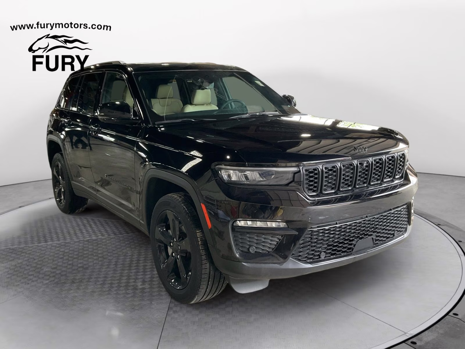 2024 Diamond Black Crystal Pearlcoat Jeep Grand Cherokee Limited 4X4 SUV