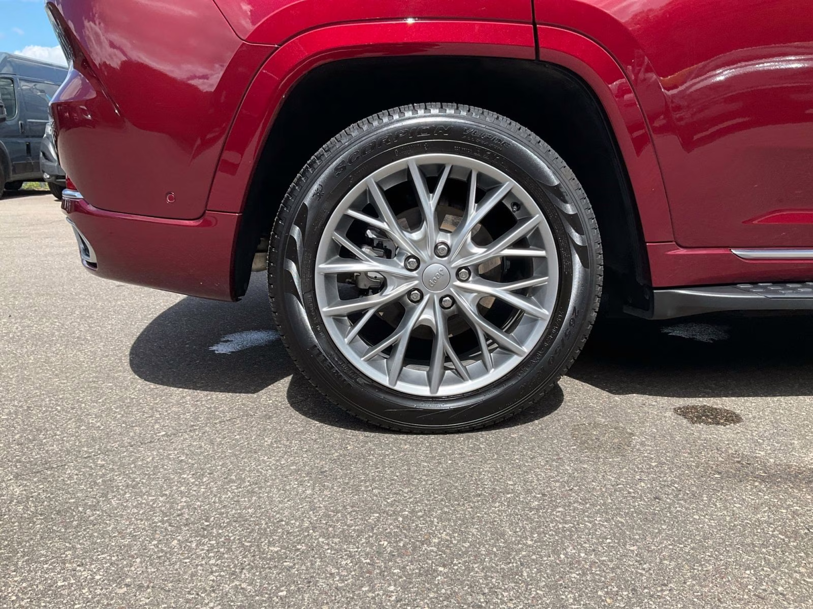 2024 Velvet Red Pearlcoat Jeep Grand Cherokee Summit 4X4 SUV