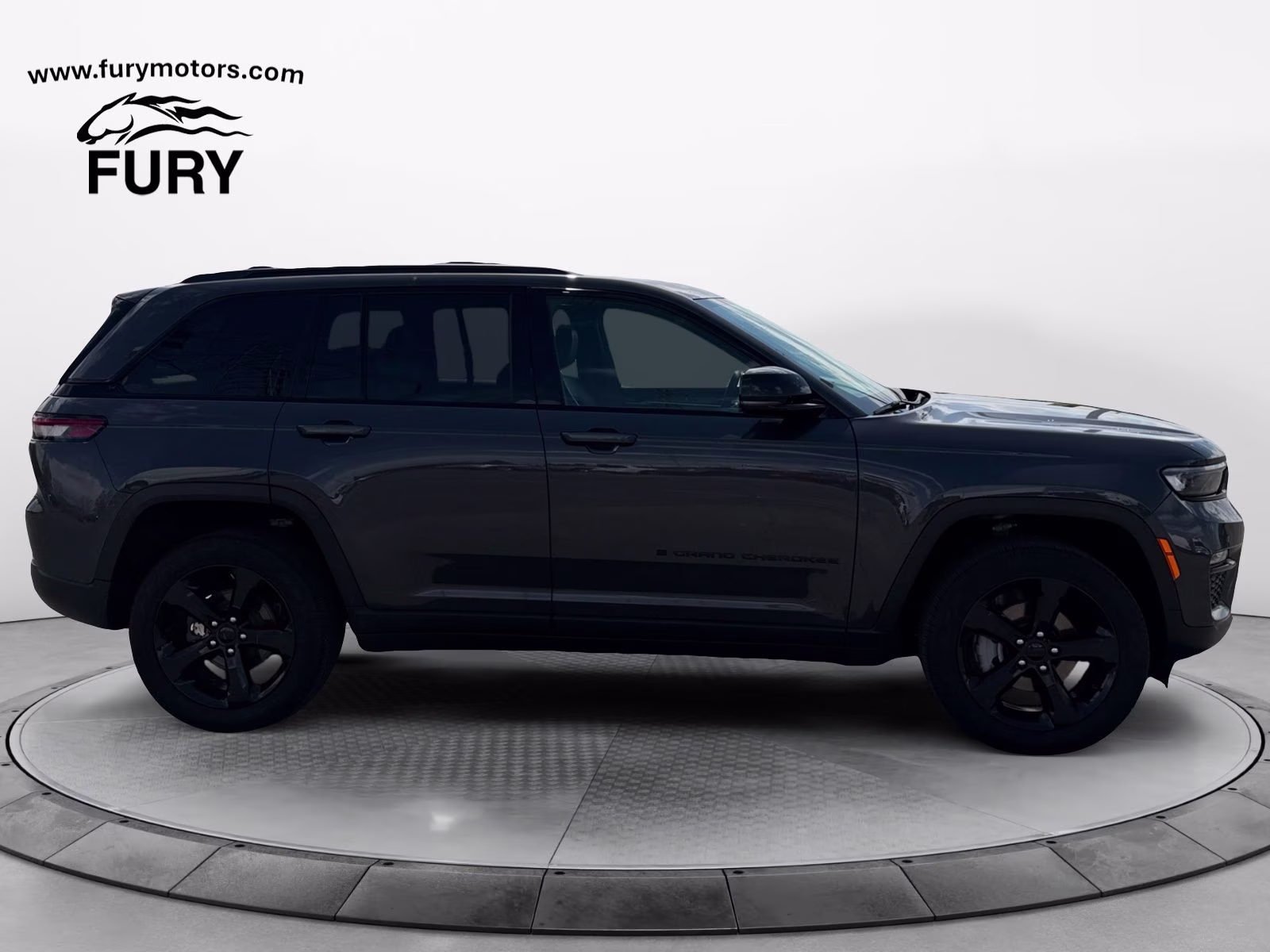 2025 Baltic Gray Metallic Clearcoat Jeep Grand Cherokee Limited 4X4 SUV