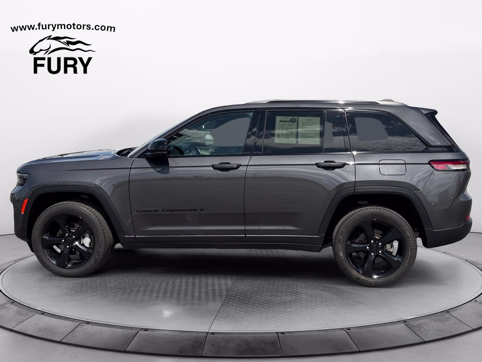2025 Baltic Gray Metallic Clearcoat Jeep Grand Cherokee Limited 4X4 SUV
