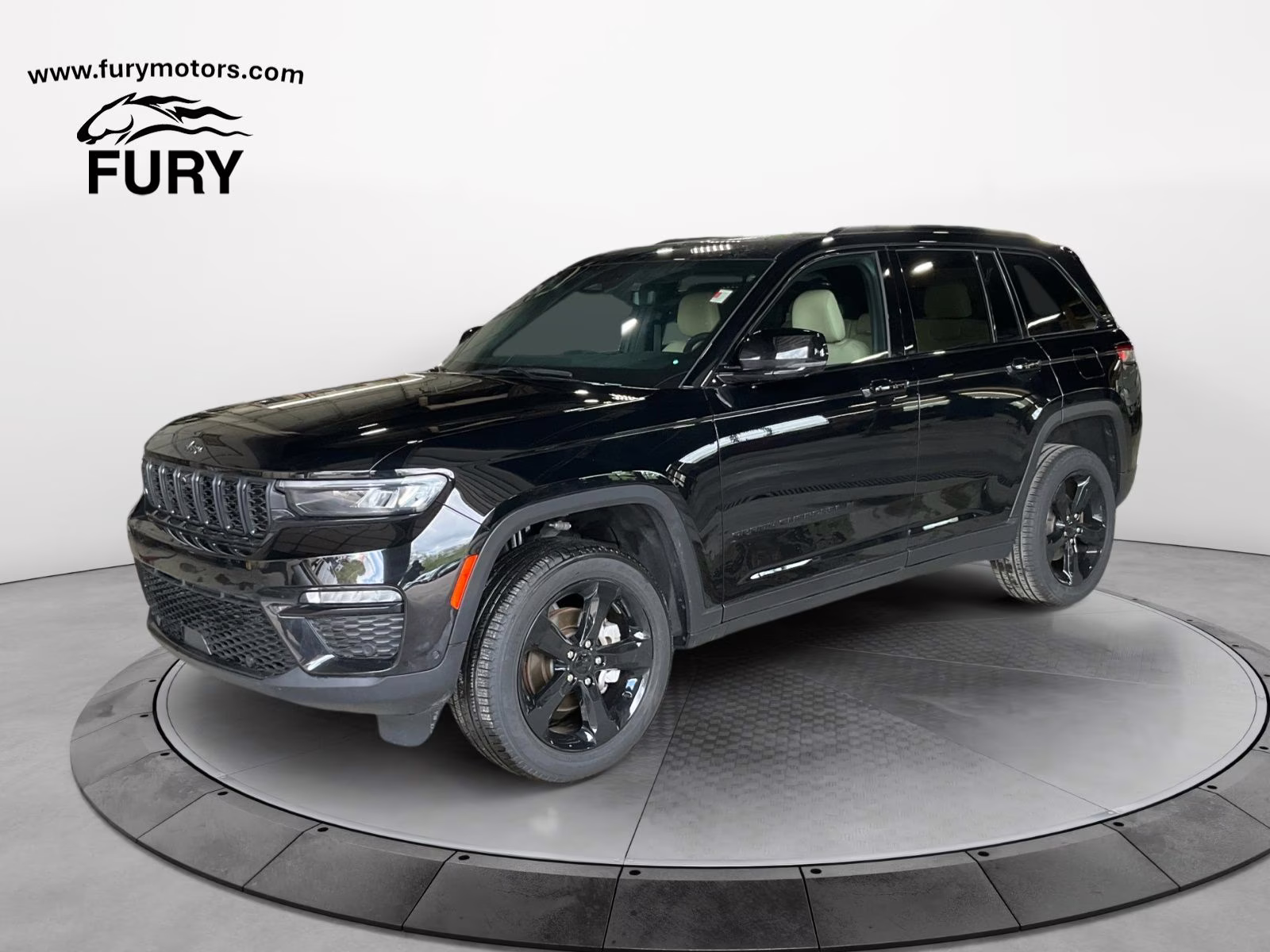 2024 Diamond Black Crystal Pearlcoat Jeep Grand Cherokee Limited 4X4 SUV