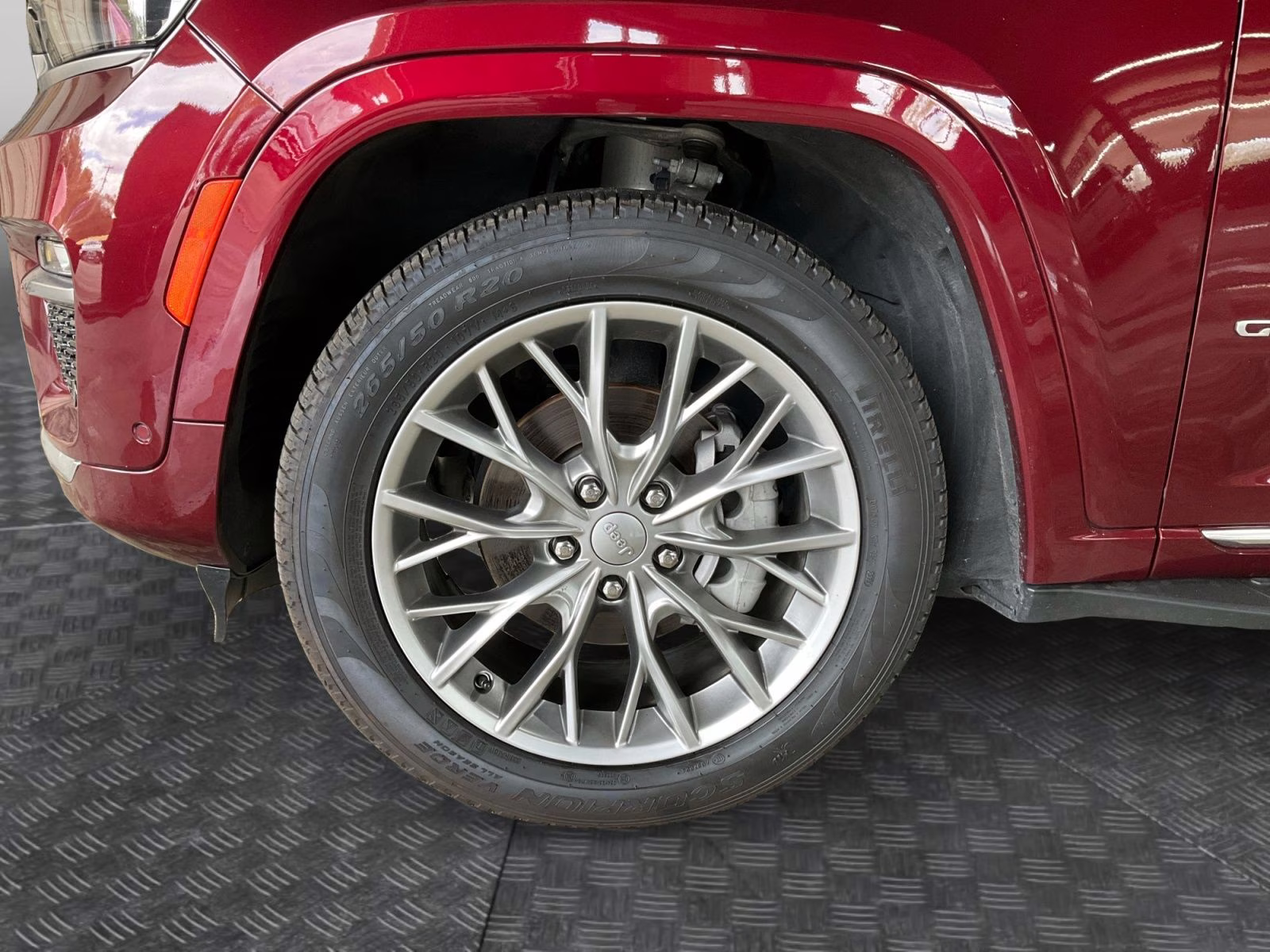 2024 Velvet Red Pearlcoat Jeep Grand Cherokee Summit 4X4 SUV