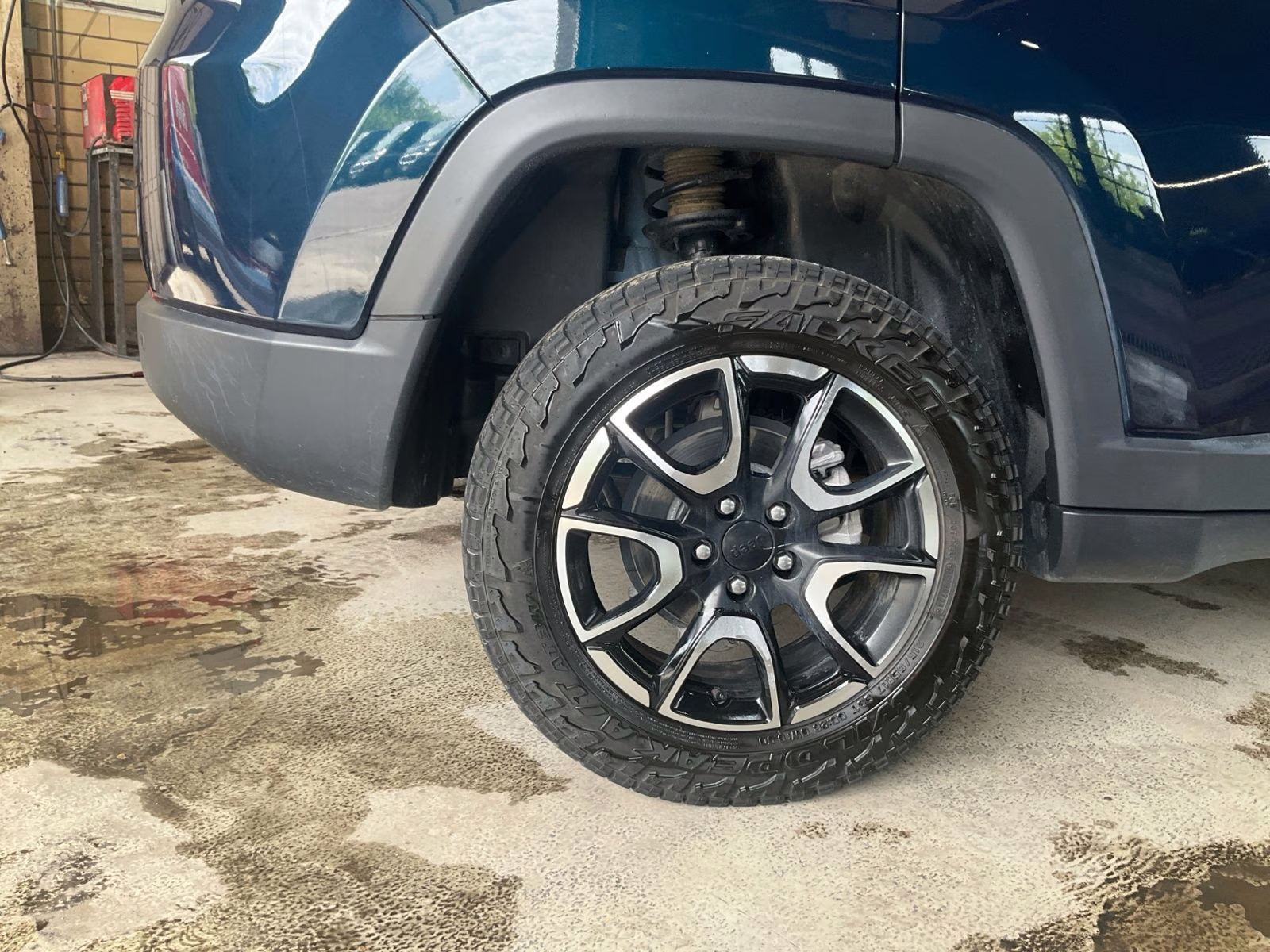 2024 Fathom Blue Pearlcoat Jeep Compass Trailhawk 4X4 SUV