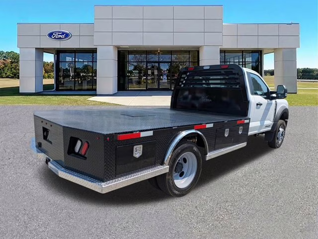 2026 Oxford White Ford Super Duty F-550 DRW XL 4X4 Truck