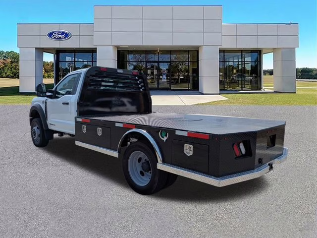 2026 Oxford White Ford Super Duty F-550 DRW XL 4X4 Truck