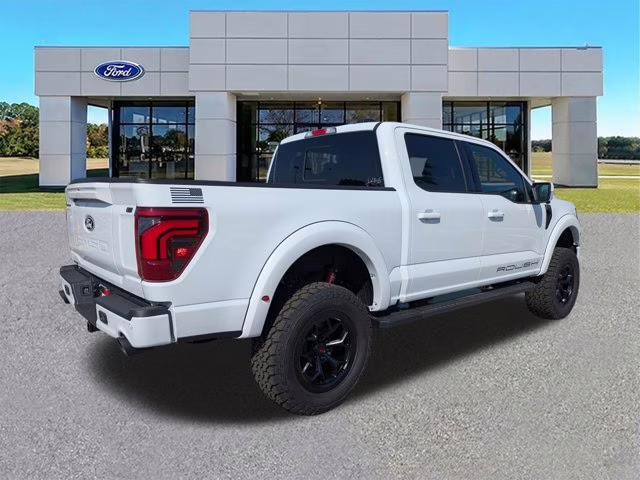2026 Oxford White Ford F-150 LARIAT 4X4 Truck