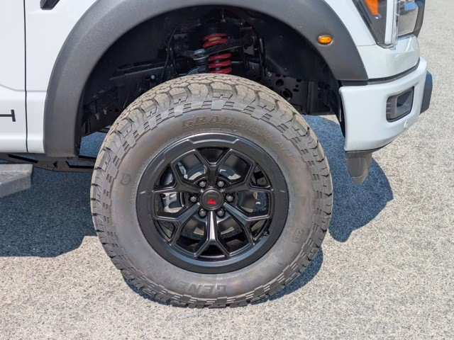 2026 Avalanche Ford F-150 LARIAT 4X4 Truck