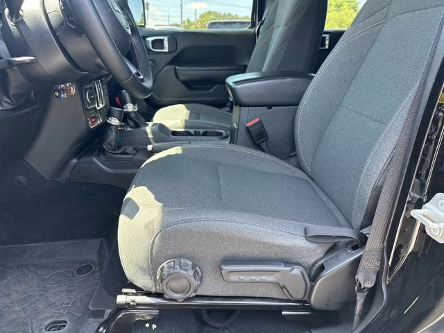 2024 Black Clearcoat Jeep Wrangler 4X4 Convertible