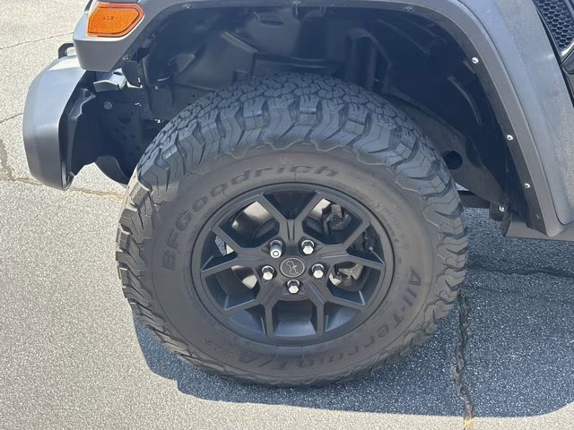 2024 Black Clearcoat Jeep Wrangler 4X4 Convertible