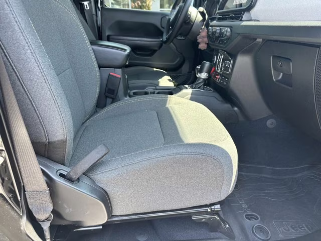 2024 Black Clearcoat Jeep Wrangler 4X4 Convertible