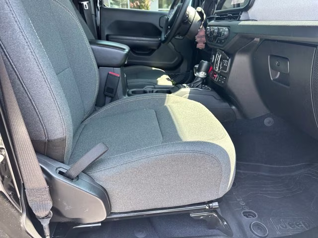 2024 Black Clearcoat Jeep Wrangler 4X4 Convertible