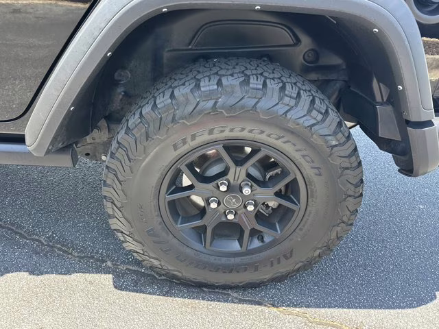 2024 Black Clearcoat Jeep Wrangler 4X4 Convertible