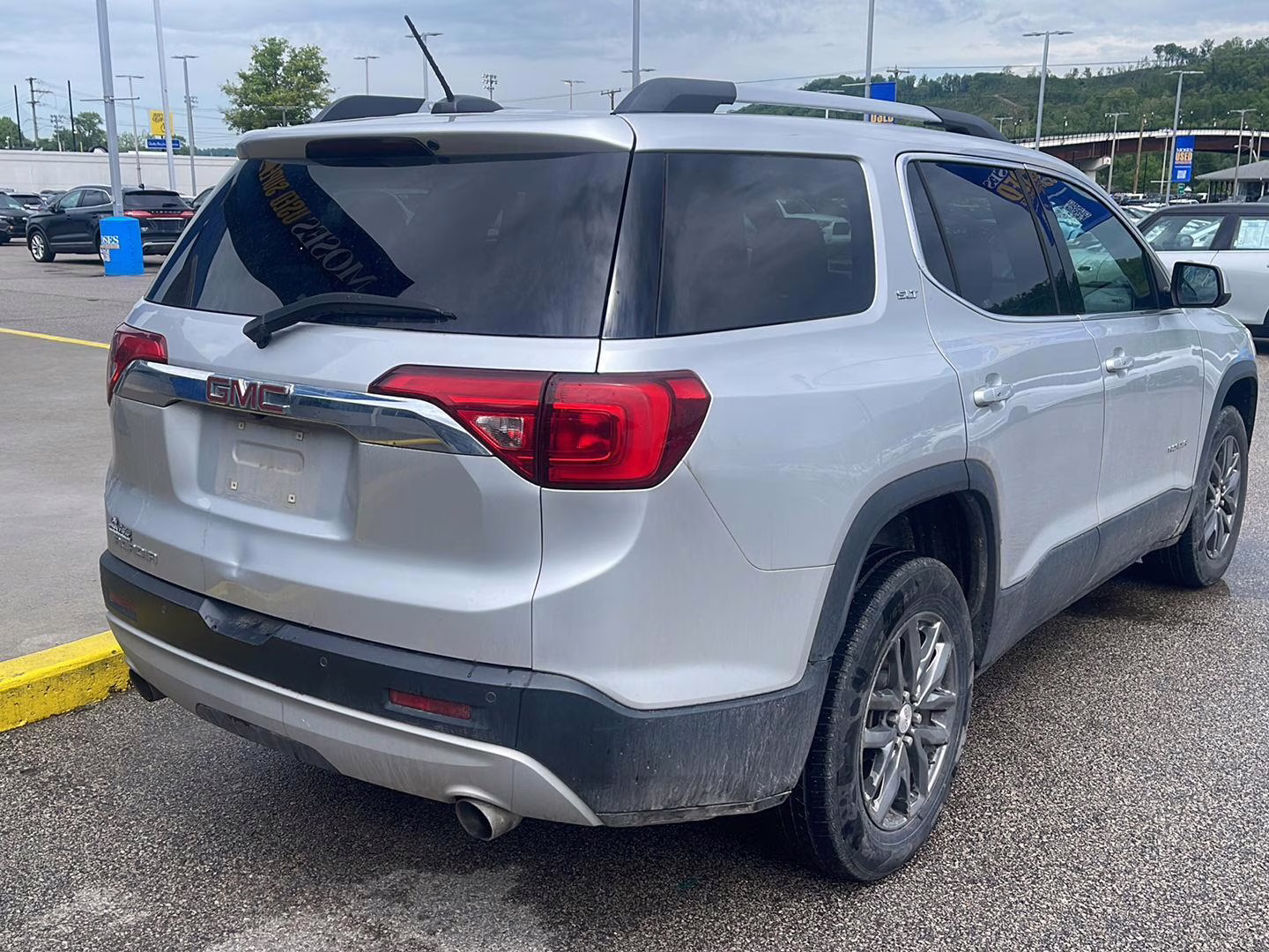 2019 Quicksilver Metallic GMC Acadia SLT FWD 4 Door