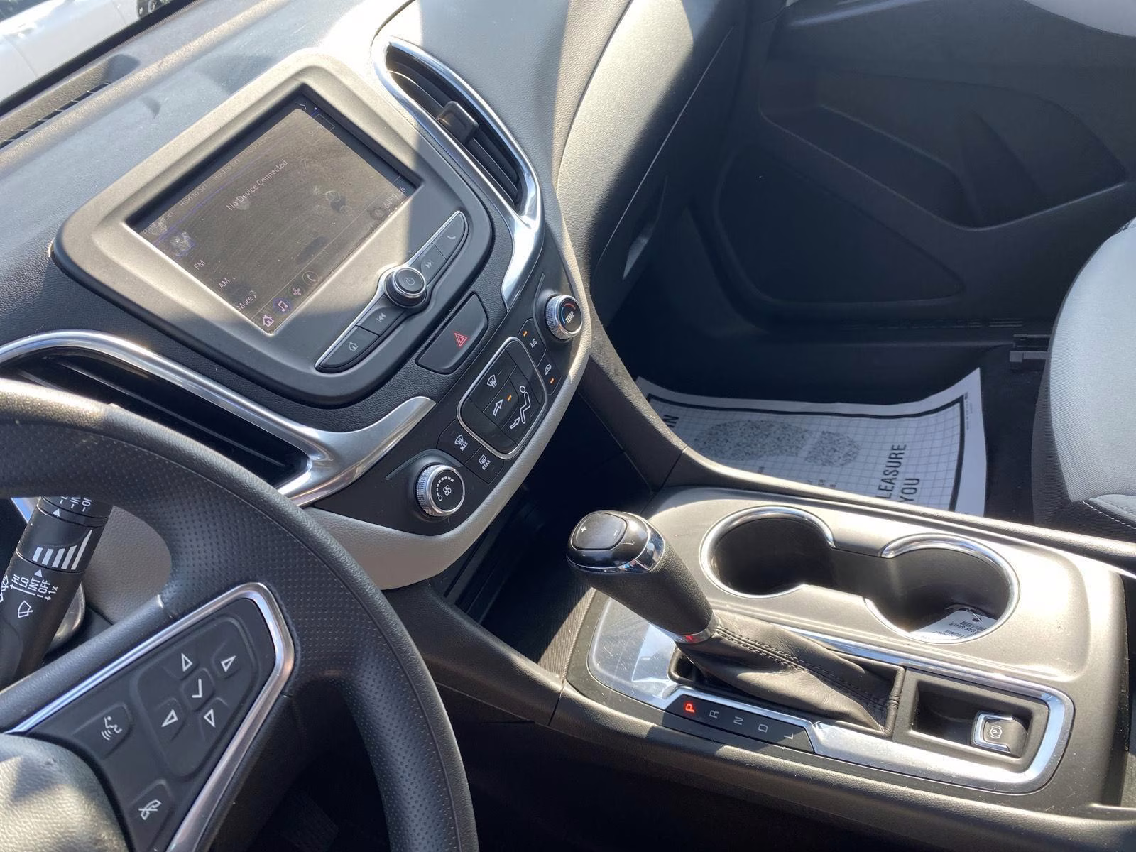 2021 Silver Ice Metallic Chevrolet Equinox LS FWD SUV