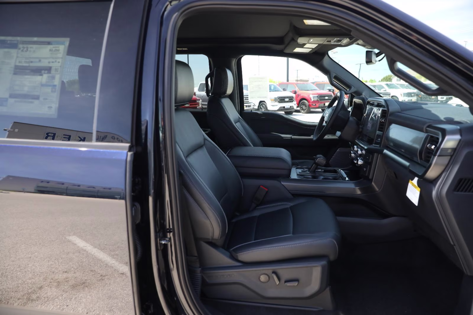 2026 Antimatter Blue Metallic Ford F-150 LARIAT 4X4 Truck