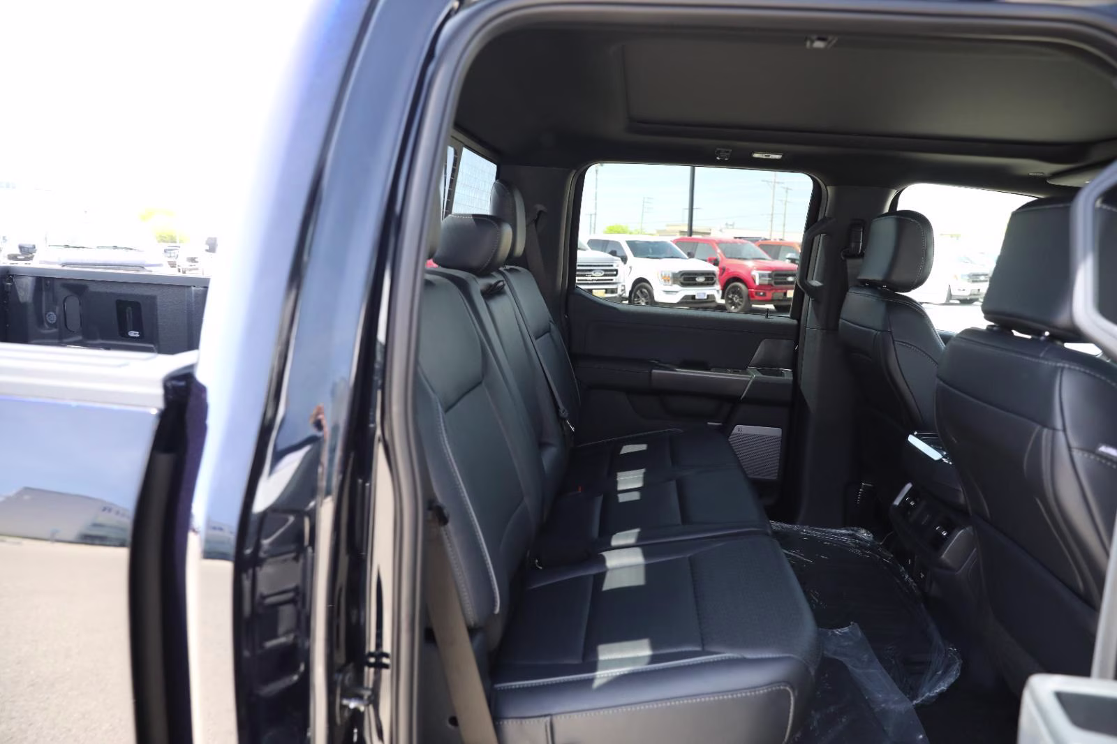 2026 Antimatter Blue Metallic Ford F-150 LARIAT 4X4 Truck