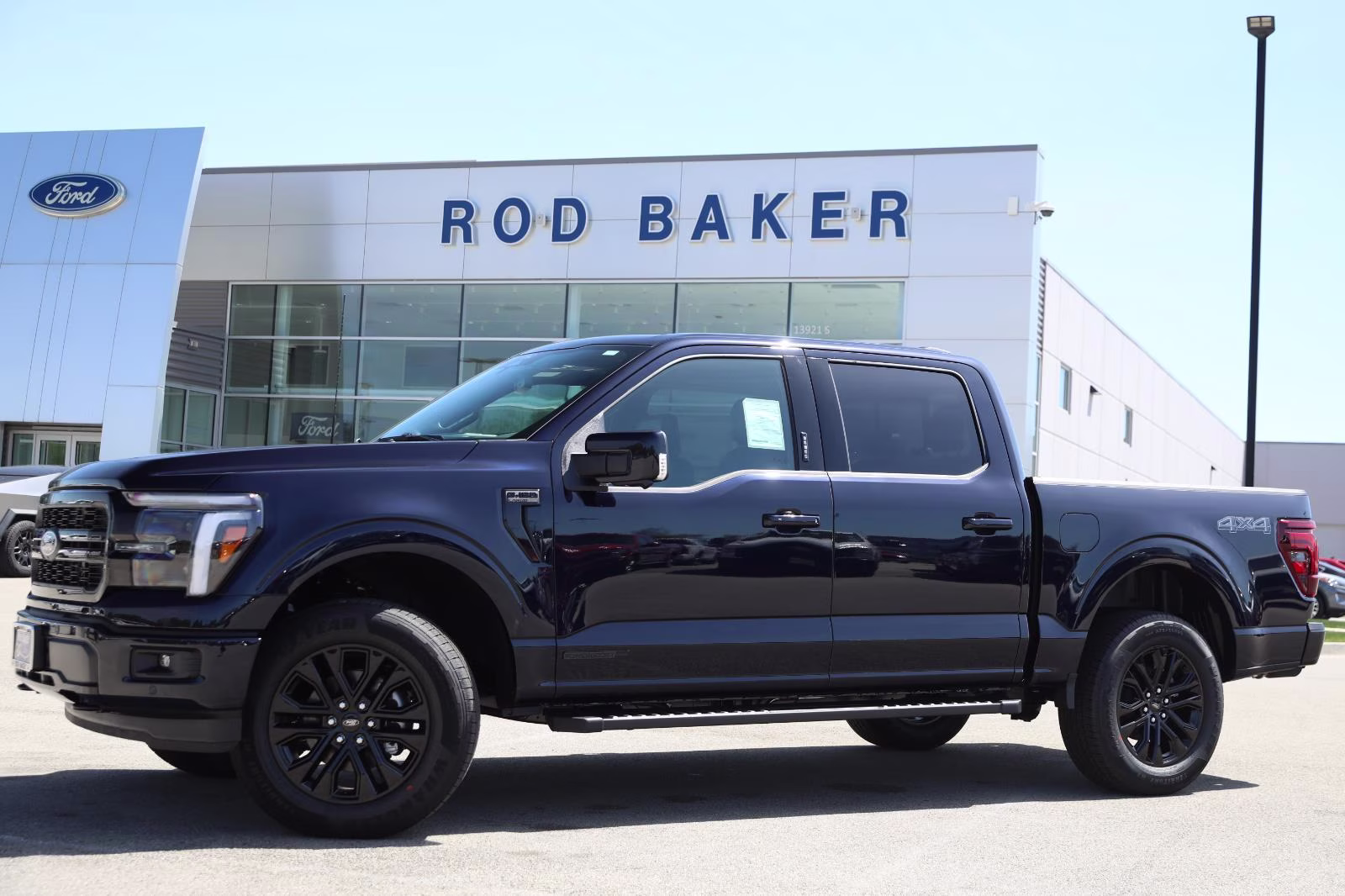 2026 Antimatter Blue Metallic Ford F-150 LARIAT 4X4 Truck