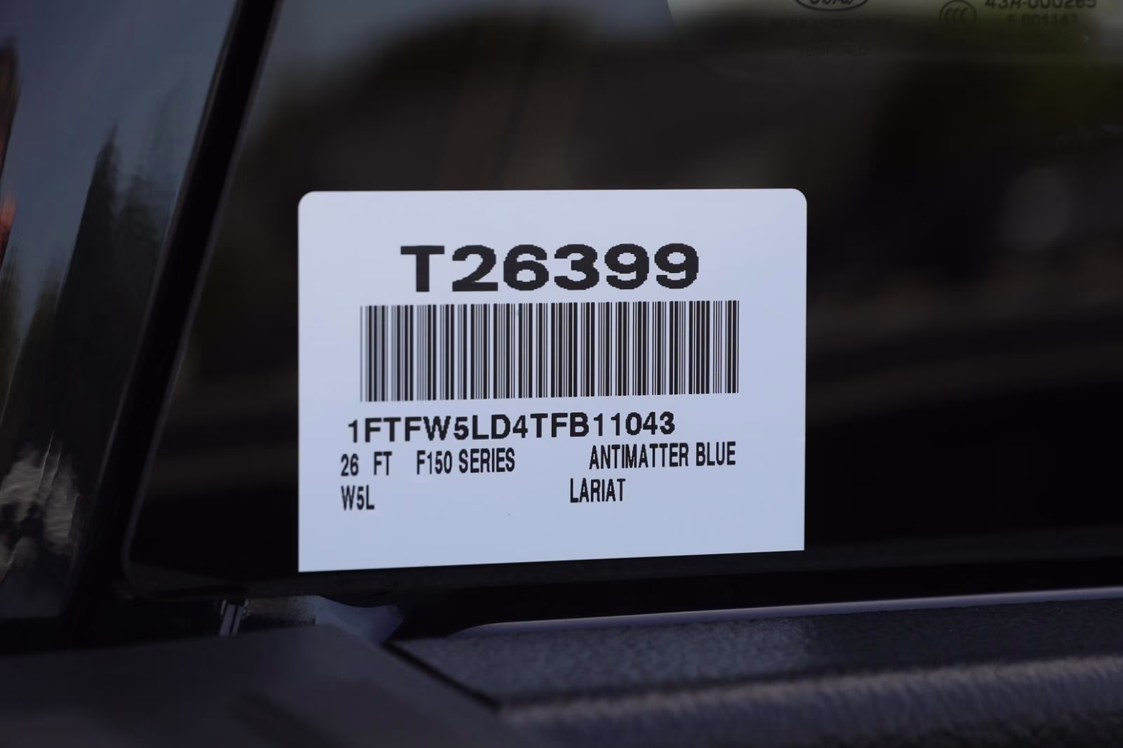 2026 Antimatter Blue Metallic Ford F-150 LARIAT 4X4 Truck