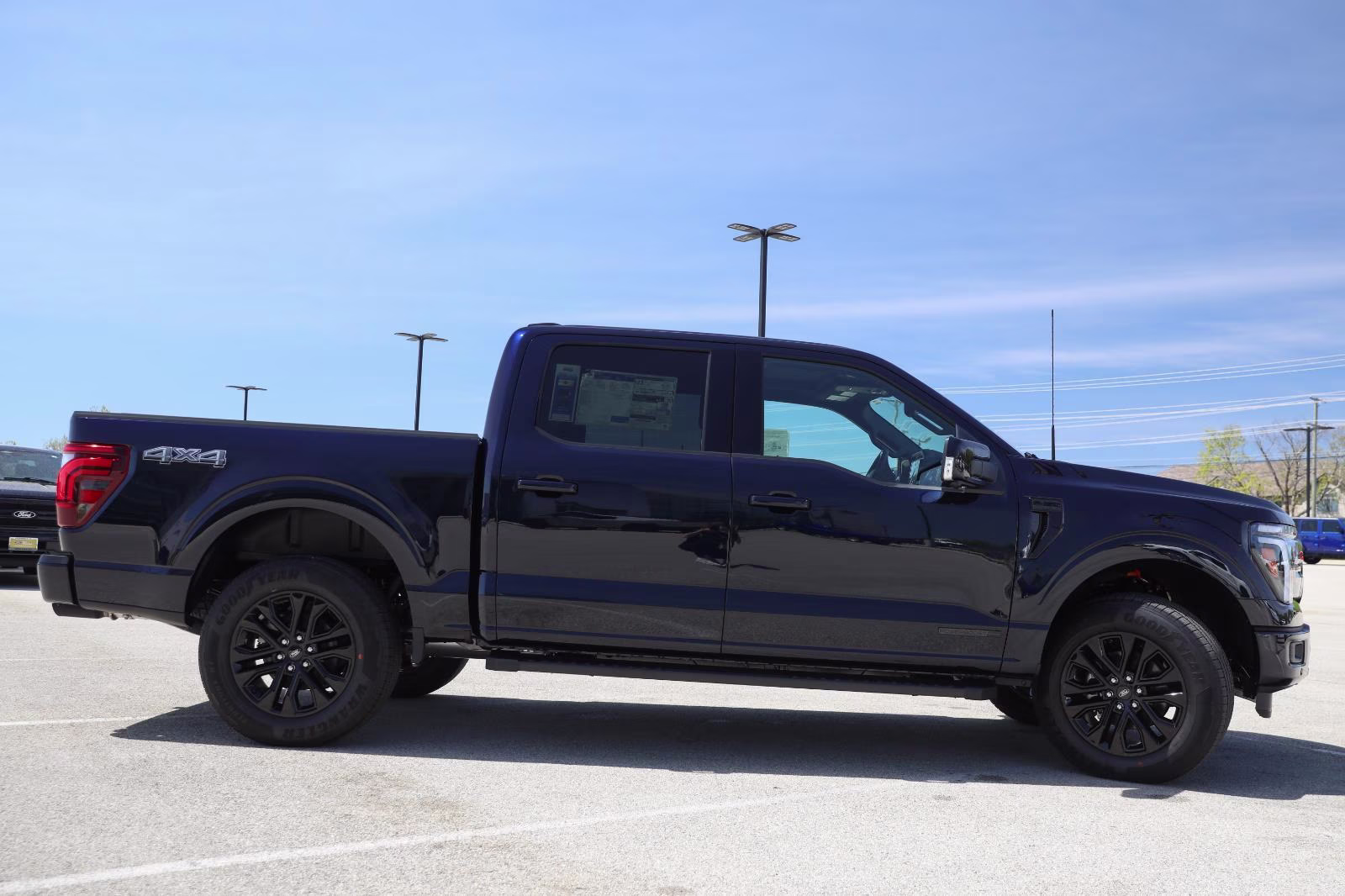 2026 Antimatter Blue Metallic Ford F-150 LARIAT 4X4 Truck