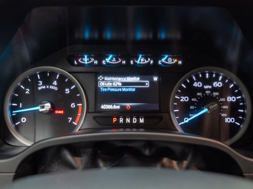 2022 Blue Metallic Ford Super Duty F-350 SRW XLT 4X4 Truck