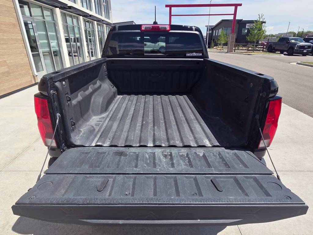 2023 Black Chevrolet Colorado Trail Boss 4X4 Truck