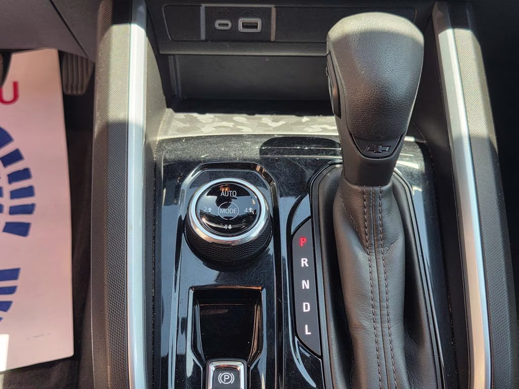 2023 Black Chevrolet Colorado Trail Boss 4X4 Truck