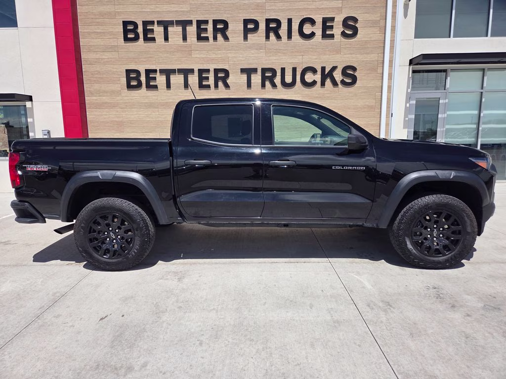 2023 Black Chevrolet Colorado Trail Boss 4X4 Truck