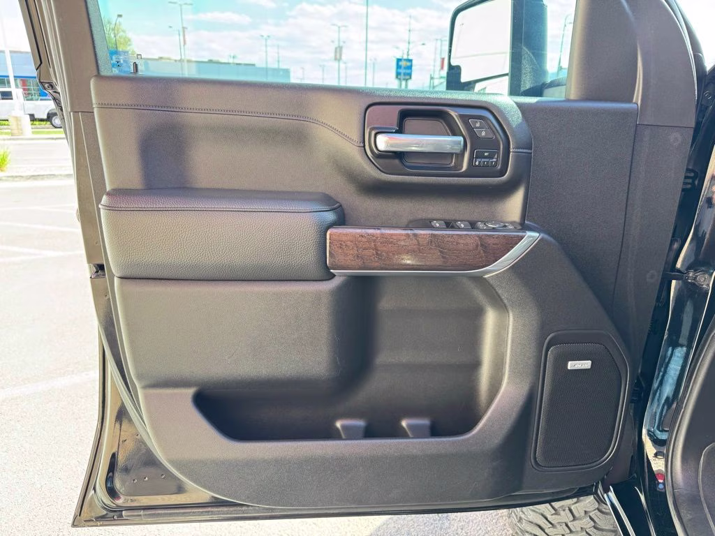 2022 Onyx Black GMC Sierra 3500HD Denali 4X4 Truck