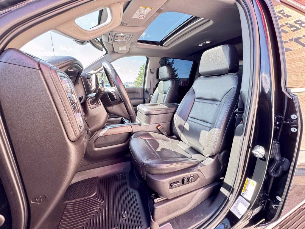 2022 Onyx Black GMC Sierra 3500HD Denali 4X4 Truck