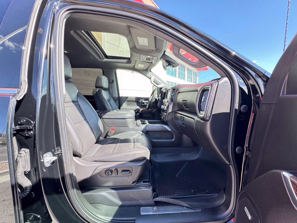 2022 Onyx Black GMC Sierra 3500HD Denali 4X4 Truck